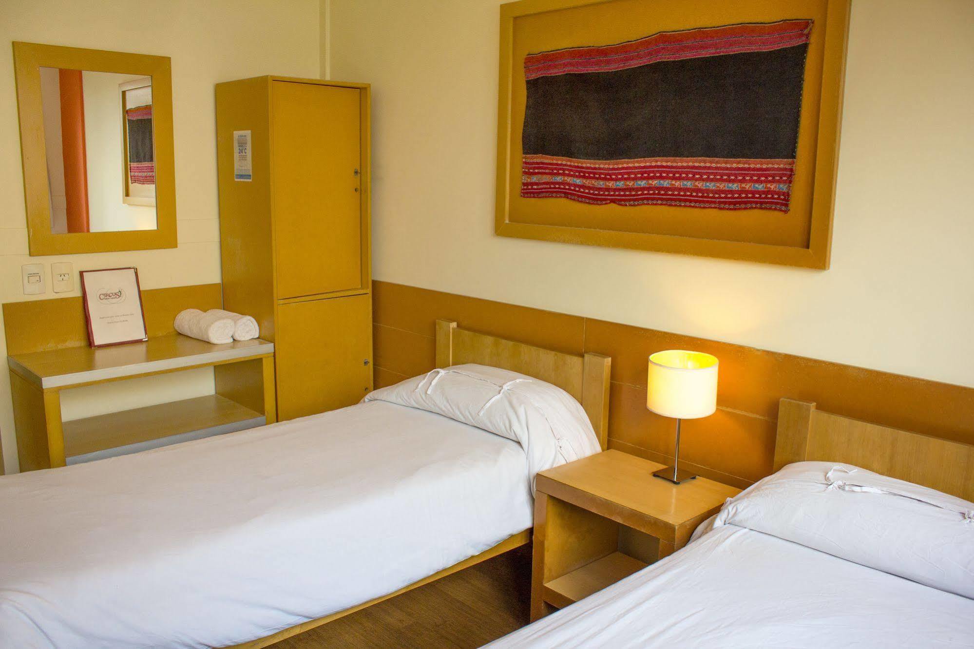 Circus Hostel Buenos Aires Ngoại thất bức ảnh