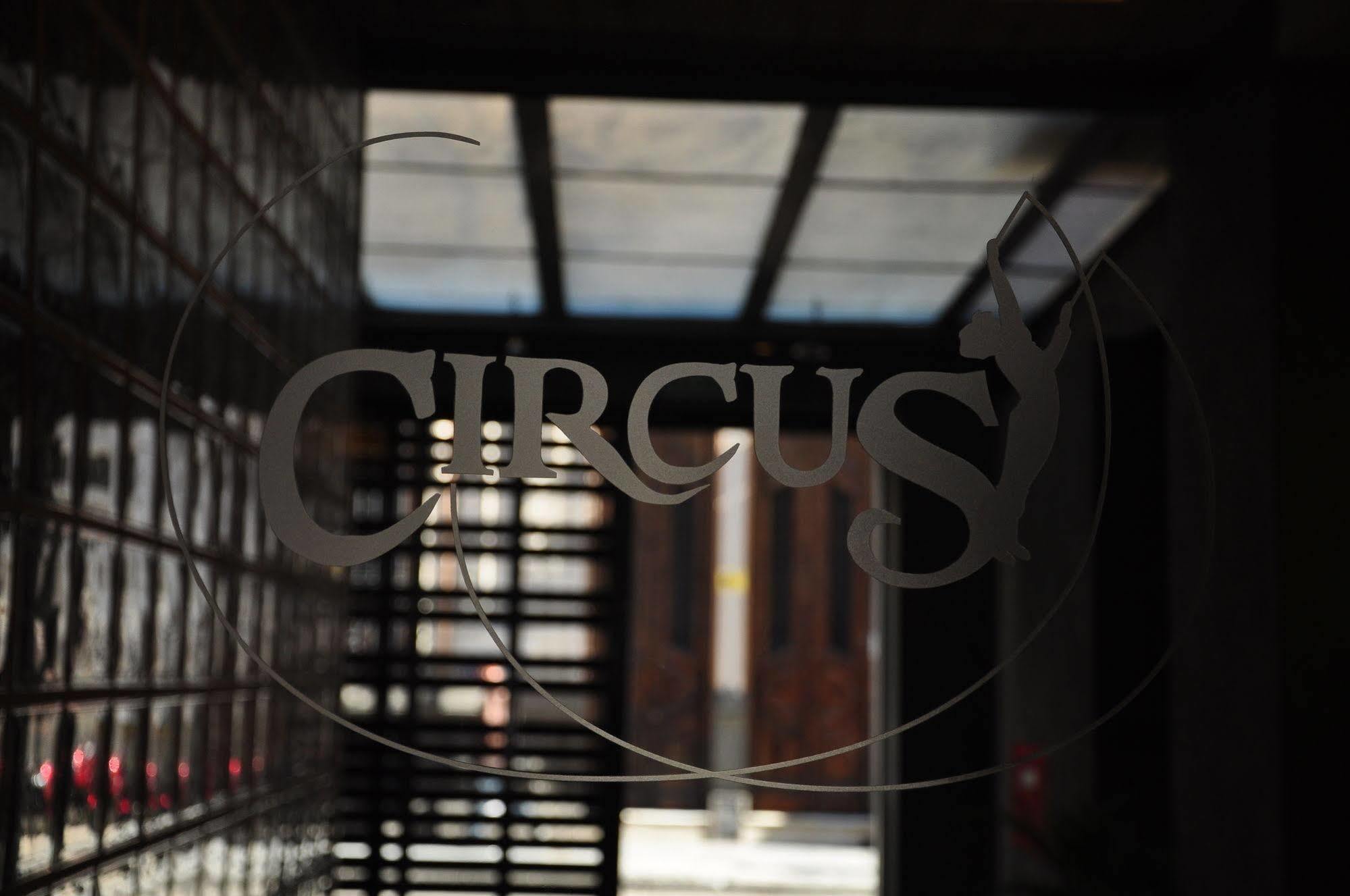 Circus Hostel Buenos Aires Ngoại thất bức ảnh